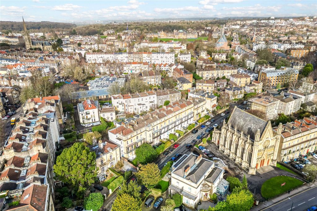 Additional image 23 of 5 bed semi-detached house for saleRichmond Park Road, Clifton, Bristol BS8