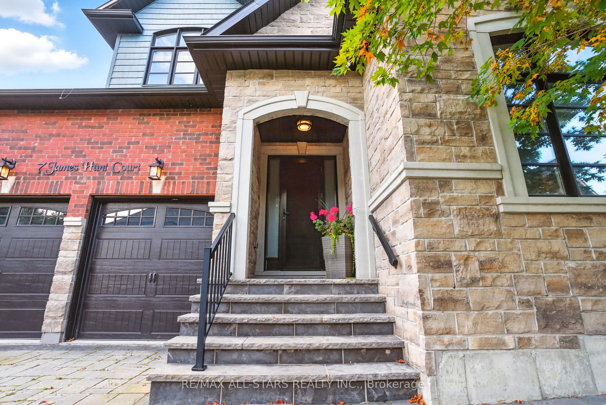 Additional image 4 of 7 Os James Hunt Court, Uxbridge, ON, L9P 0E3