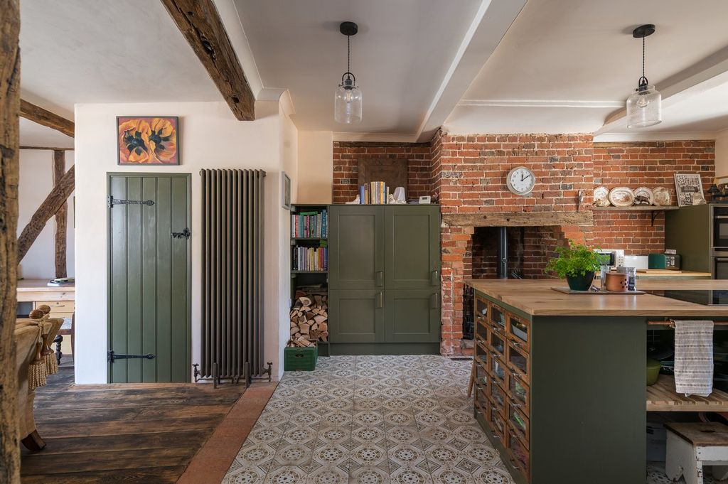 Additional image 8 of 5 bed detached house for saleHigh Street, Elstow, Bedfordshire MK42