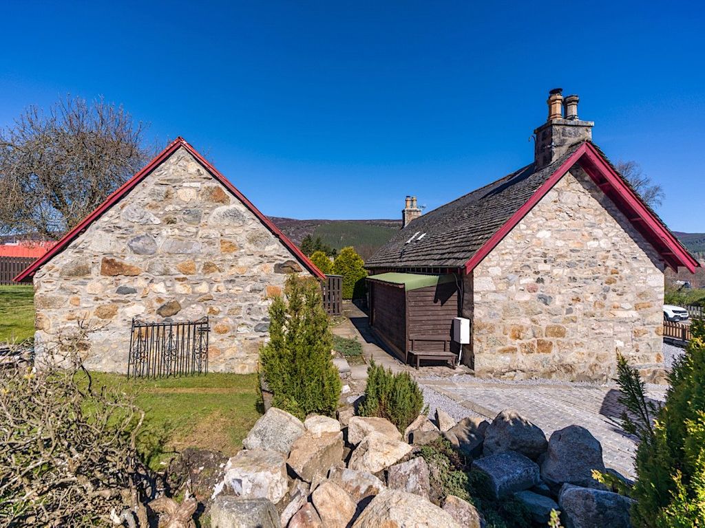 Additional image 11 of 3 bed detached house for saleJuniper Cottage, Mar Road, Braemar, Aberdeenshire AB35