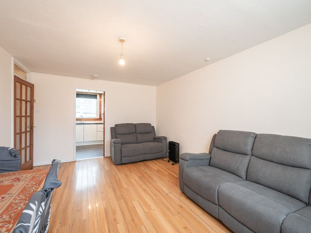 Additional image 3 of 2 bed flat for sale24/3 Calder View, Edinburgh EH11