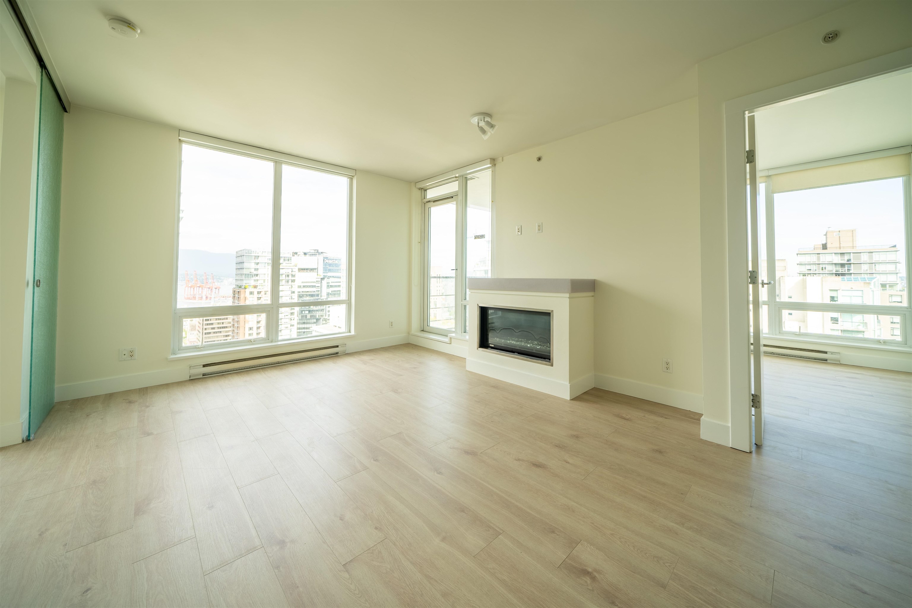 Additional image 4 of 2802-535 Smithe Street, Vancouver, BC, V6B 0H2