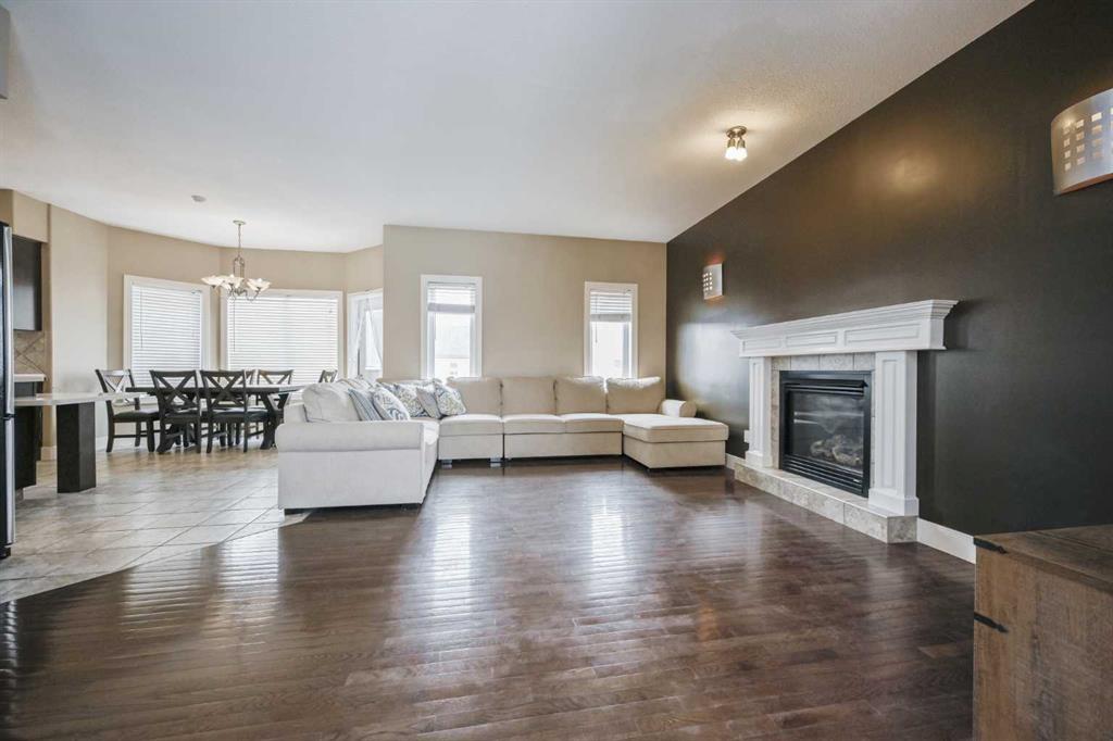 Additional image 3 of 11037 67 Avenue, Grande Prairie, AB, T8W2Y8