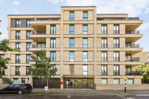 Maddison Way, Stratford E20