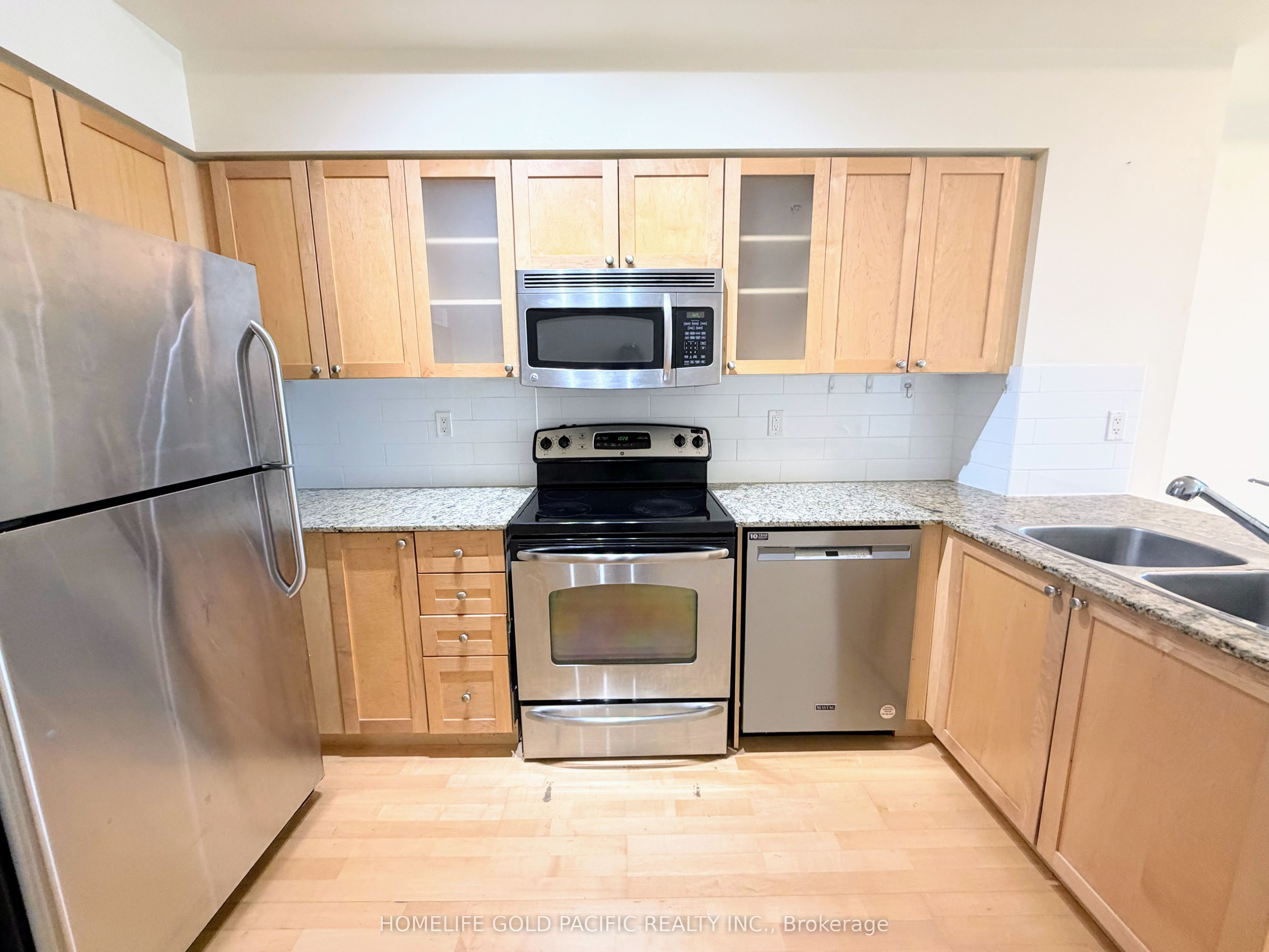 Additional image 4 of 3504-761 Bay Street, Toronto, ON, M5G 2R2