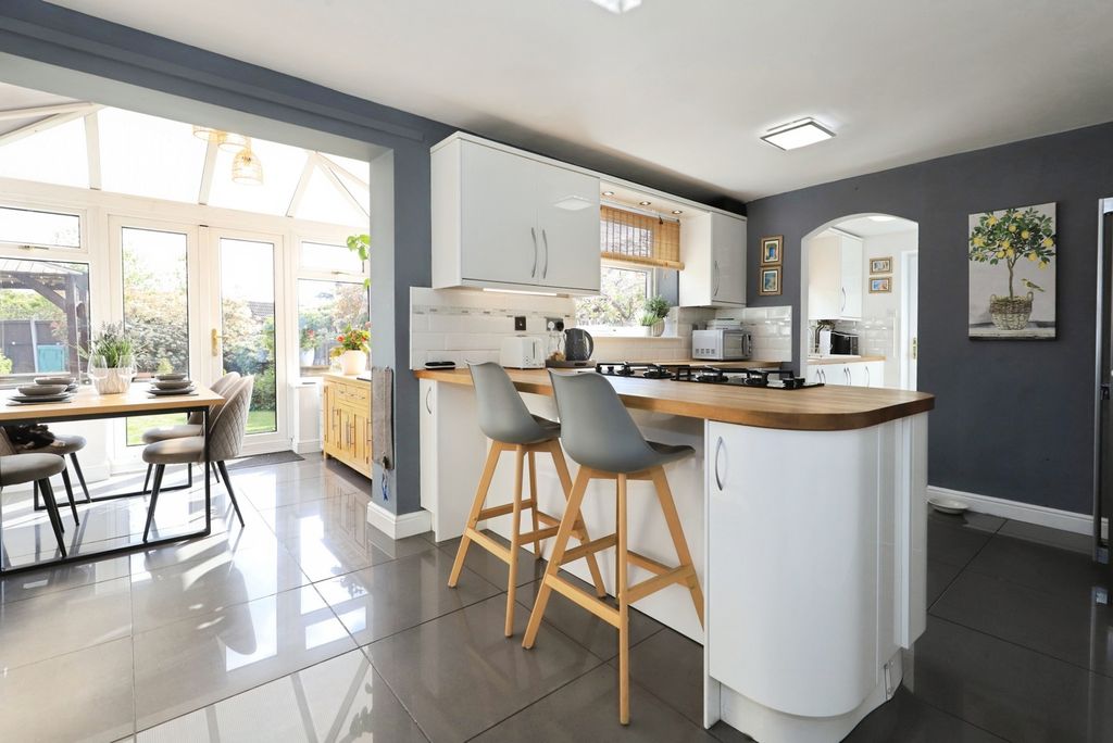 Additional image 6 of 4 bed detached house for saleDamson Way, Bewdley, Worcestershire DY12