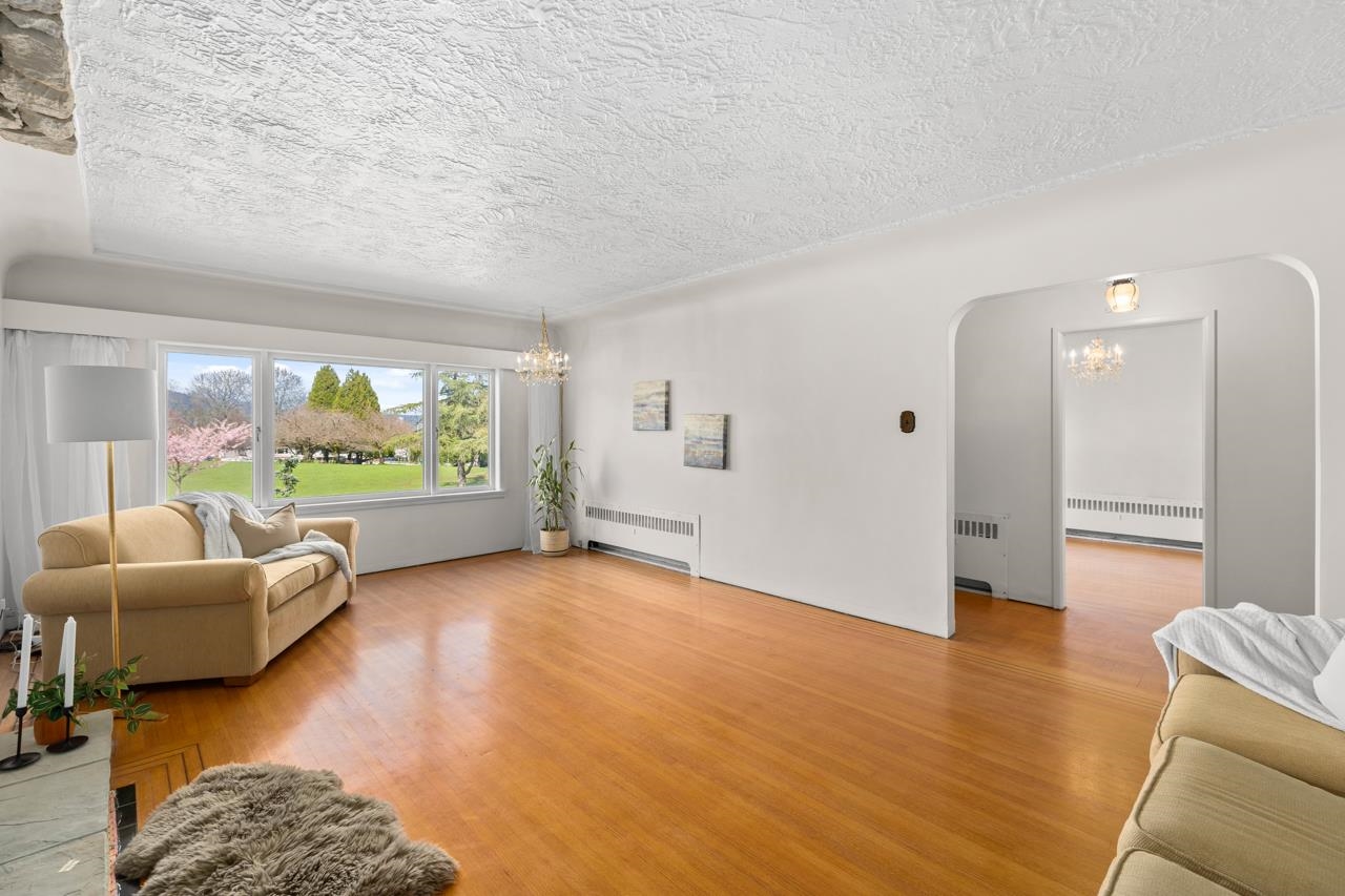 Additional image 4 of 2880 Oxford Street, Vancouver, BC, V5K 1N6