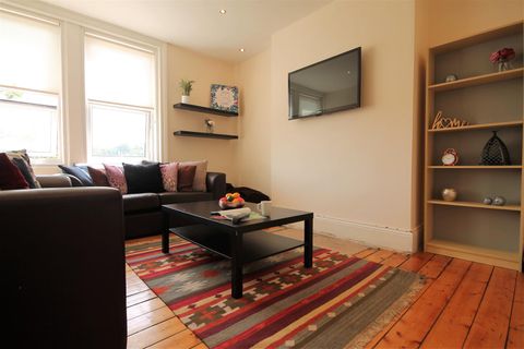 St Georges Terrace, Jesmond NE2