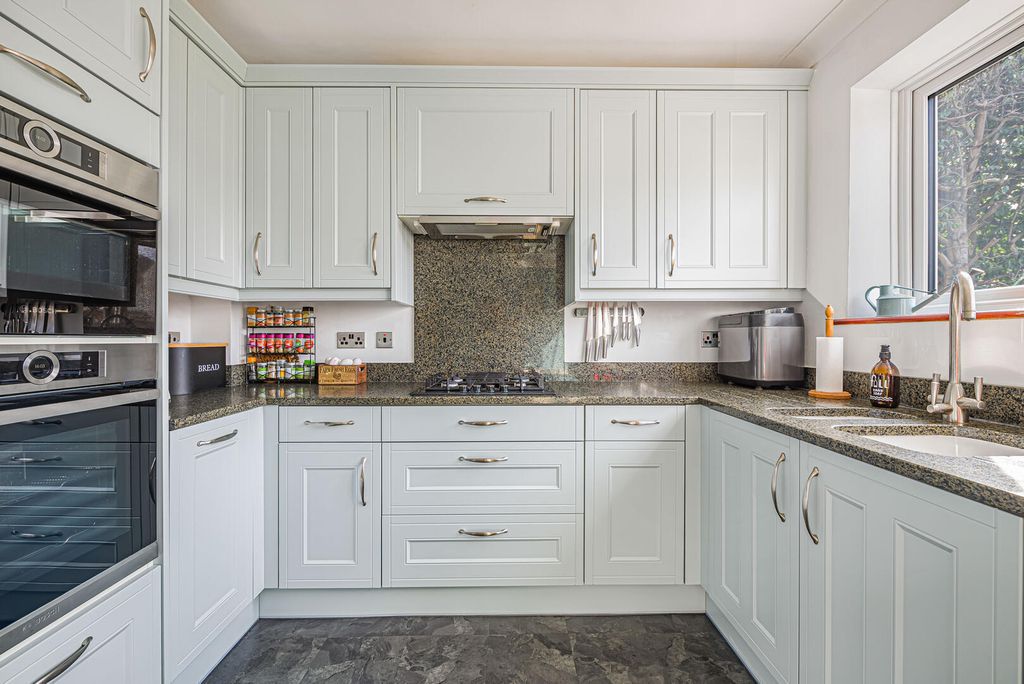 Additional image 5 of 4 bed semi-detached house for saleCold Blow Crescent, Bexley DA5