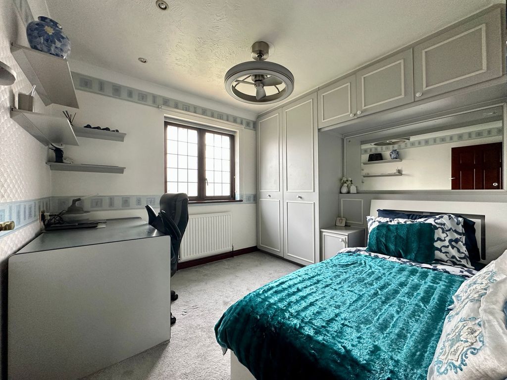 Additional image 20 of 5 bed detached house for saleNoak Hill Road, Billericay CM12
