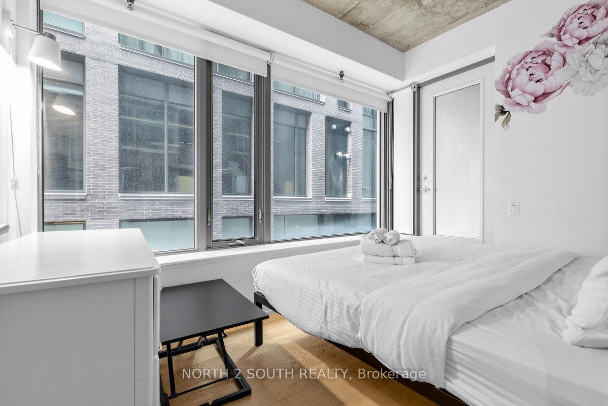 Additional image 3 of 225-95 Bathurst Street, Toronto, ON, M5V 0H7