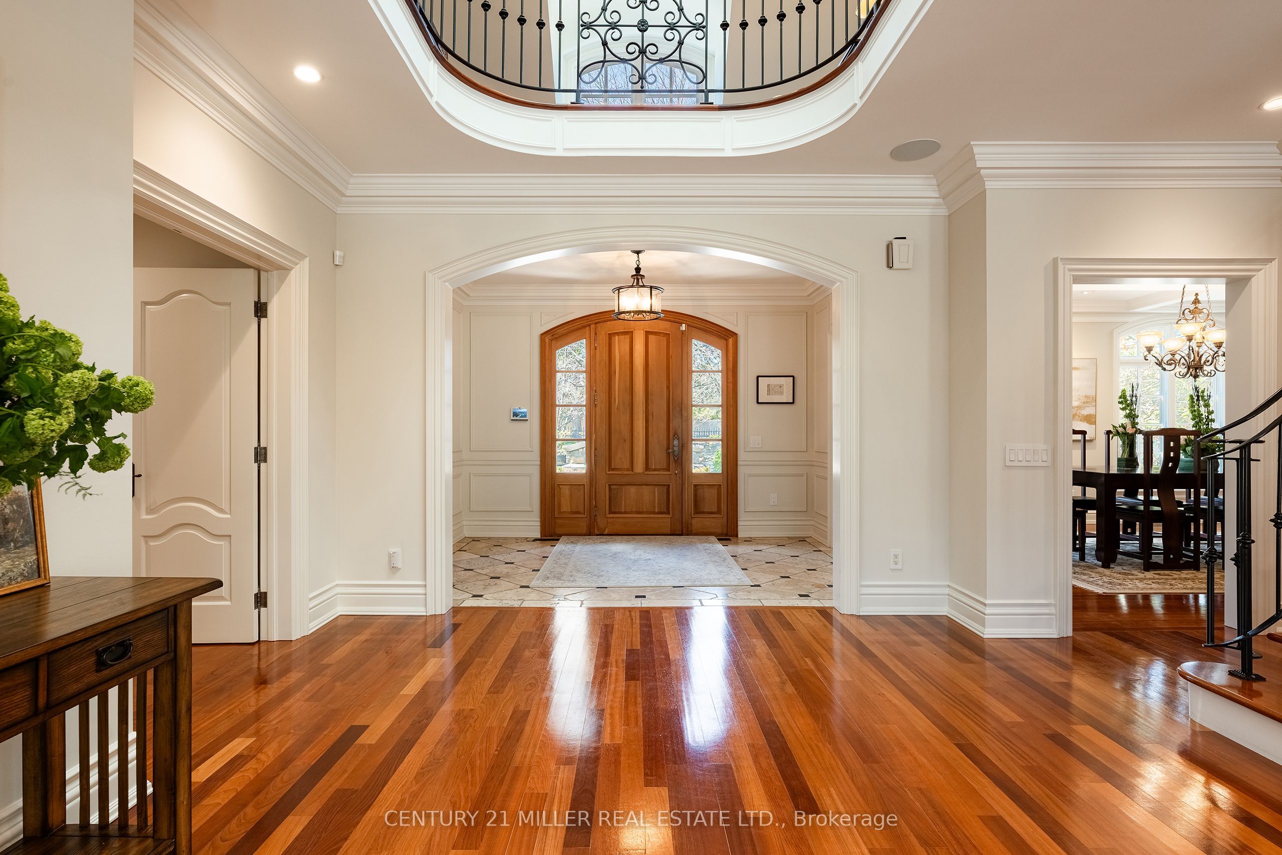 Additional image 4 of 2096 Lakeshore Road E, Oakville, ON, L6J 1M3