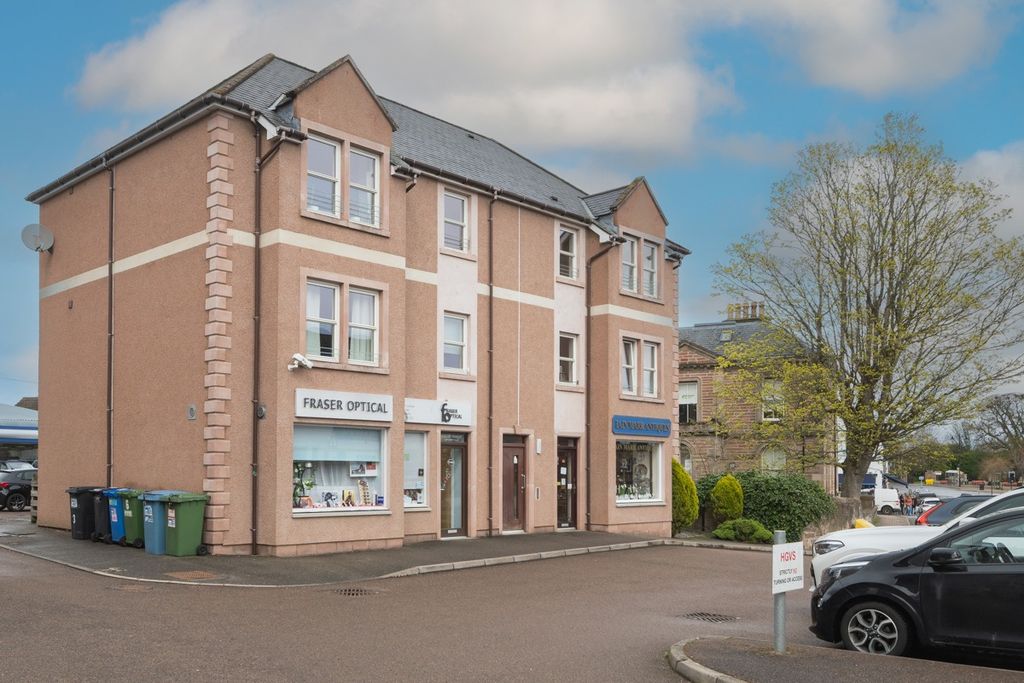 2 bed flat for saleHigh Street, Beauly IV4
