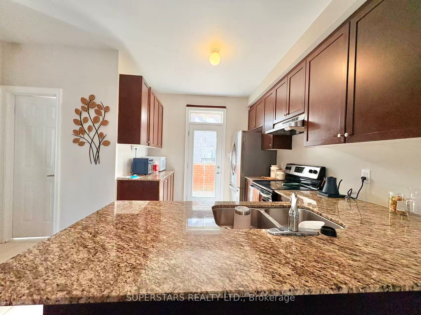 Additional image 6 of 137A Finch Avenue E, Toronto, ON, M2N 0H7