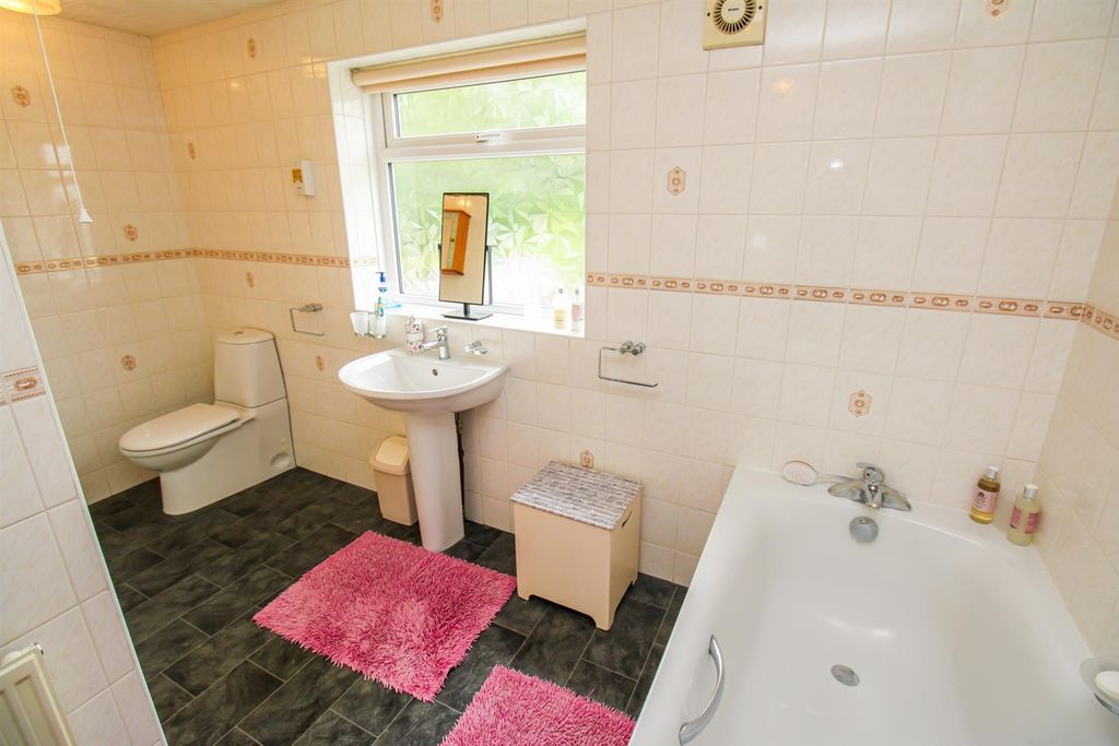 Additional image 14 of 3 bed detached bungalow for saleSolway Road, Soothill, Batley WF17