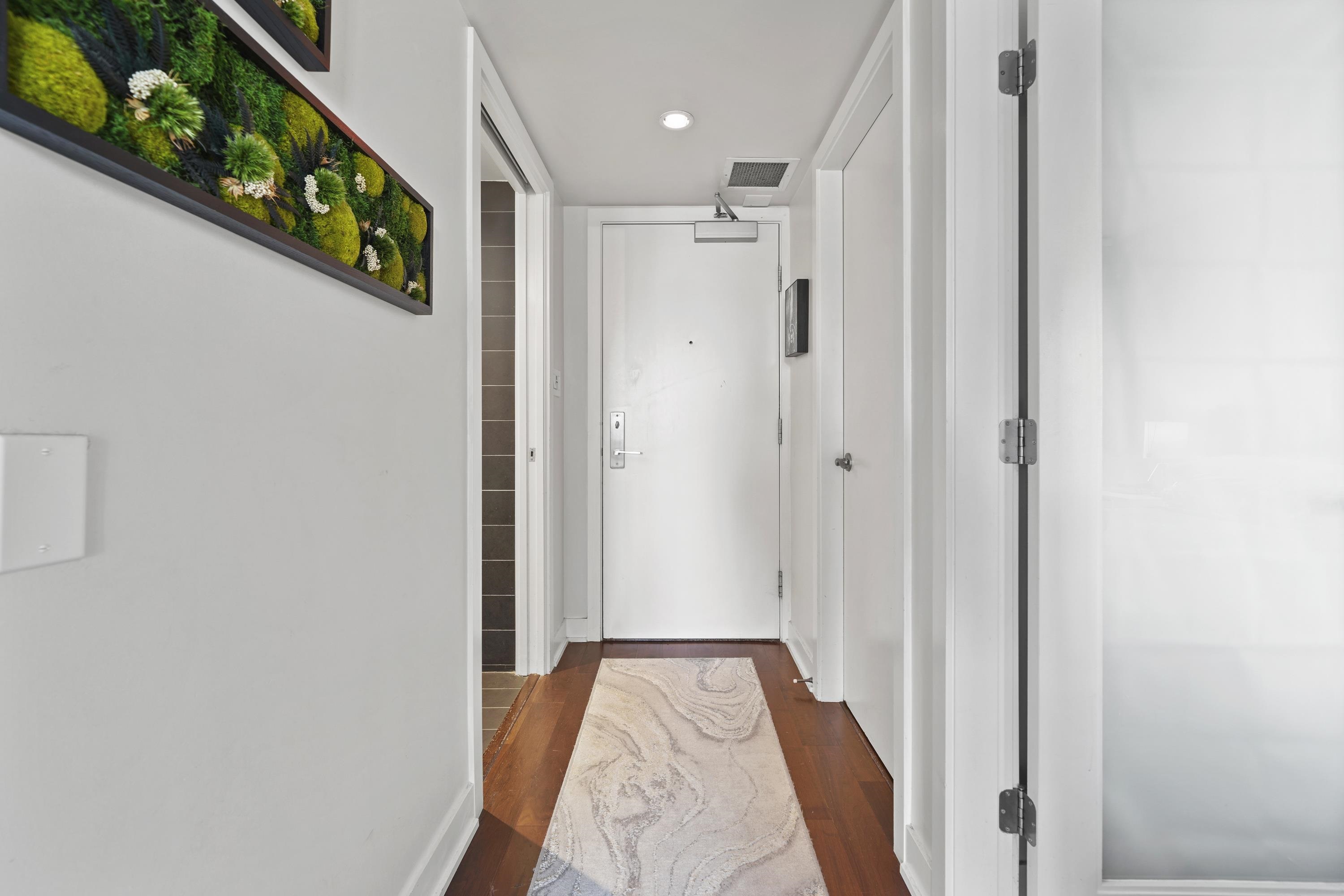 Additional image 3 of 1708-1055 Richards Street, Vancouver, BC, V6B 0C2