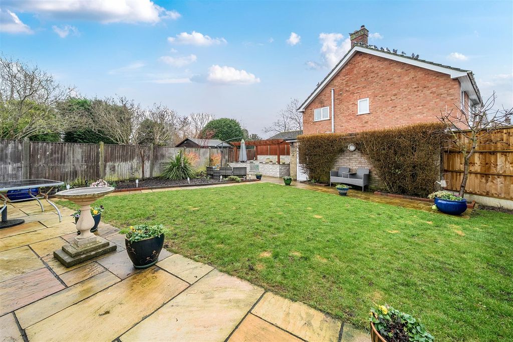 Additional image 15 of 4 bed detached bungalow for saleAspen Avenue, Bedford MK41