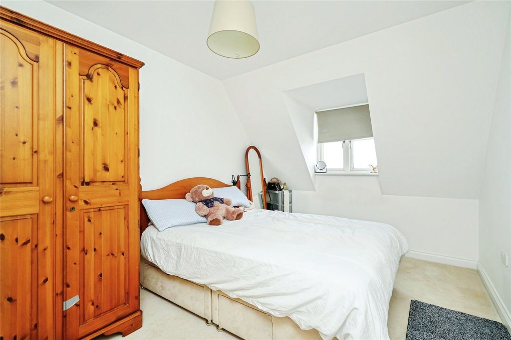 Additional image 10 of 2 bed flat for saleWesley Lane, Bicester, Oxfordshire OX26