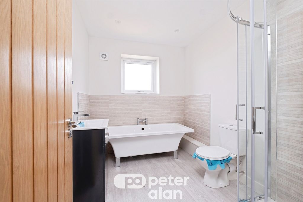 Additional image 11 of 4 bed detached house for saleFive Locks Road, Pontnewydd, Cwmbran NP44