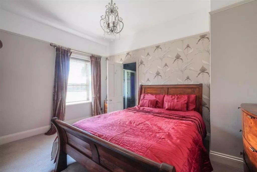 Additional image 17 of 4 bed detached house for saleThe Mount, Lightcliffe Road, Brighouse HD6