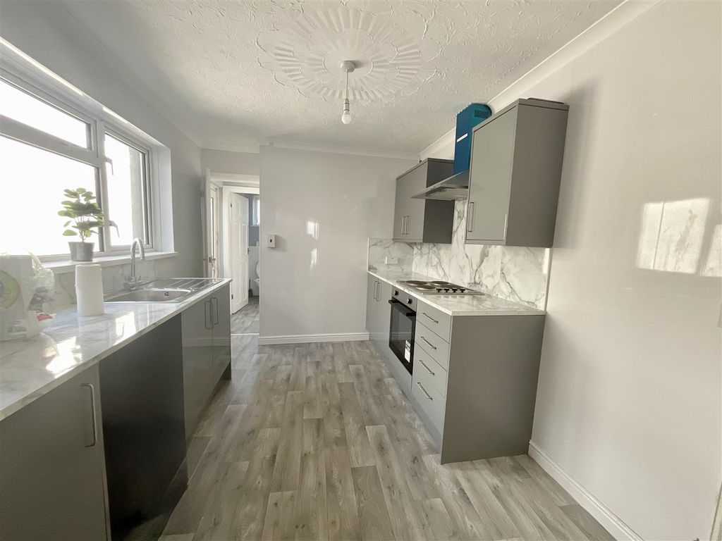 Additional image 6 of 3 bed town house for saleCampbell Street, Llanelli SA15