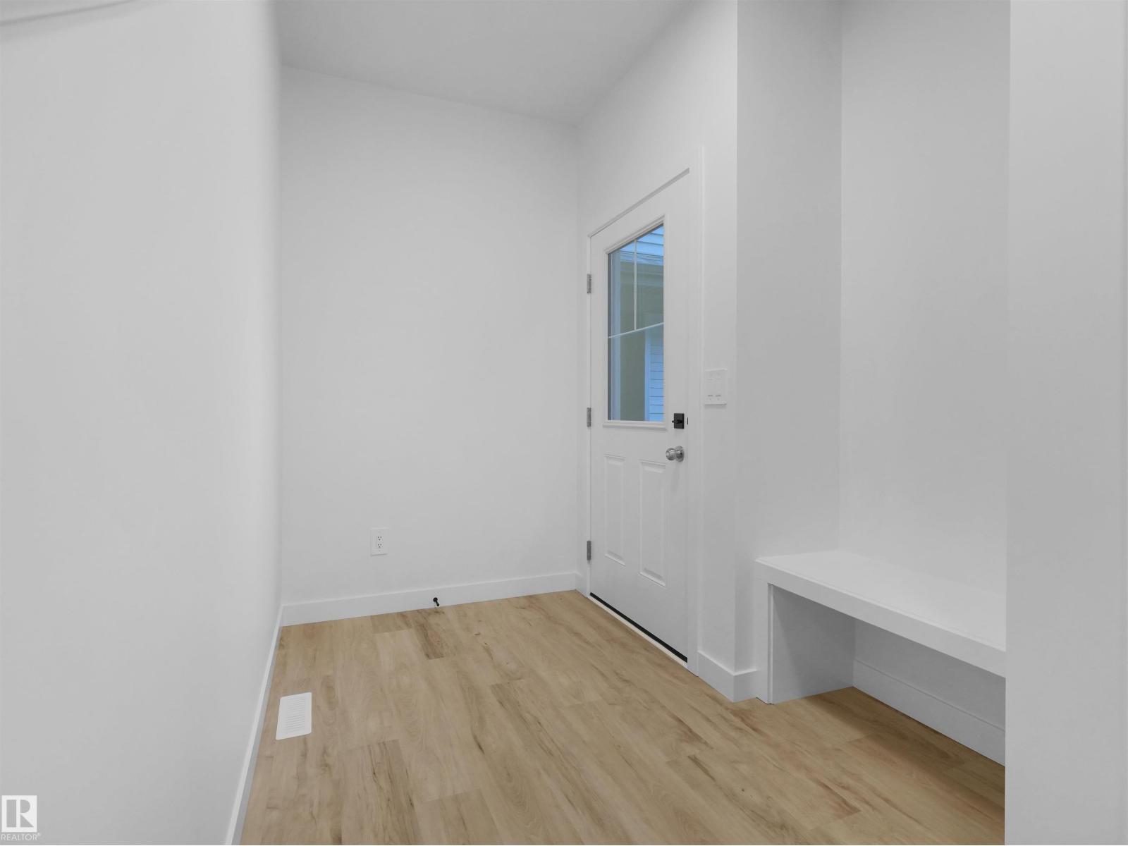 Additional image 2 of 4132 208 Street NW, Edmonton, AB, T6W5S2