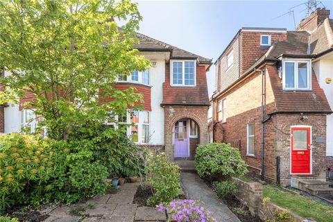Bruton Way, Ealing W13