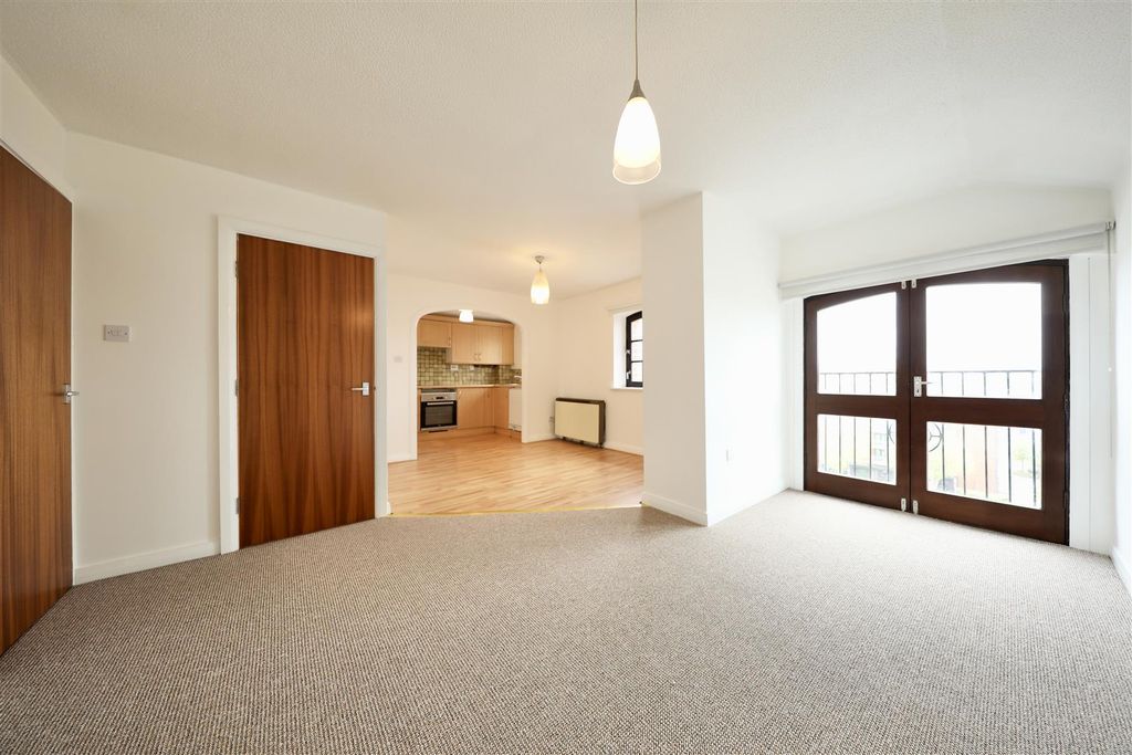 Additional image 2 of 1 bed flat for saleKingston Street, Hull HU1