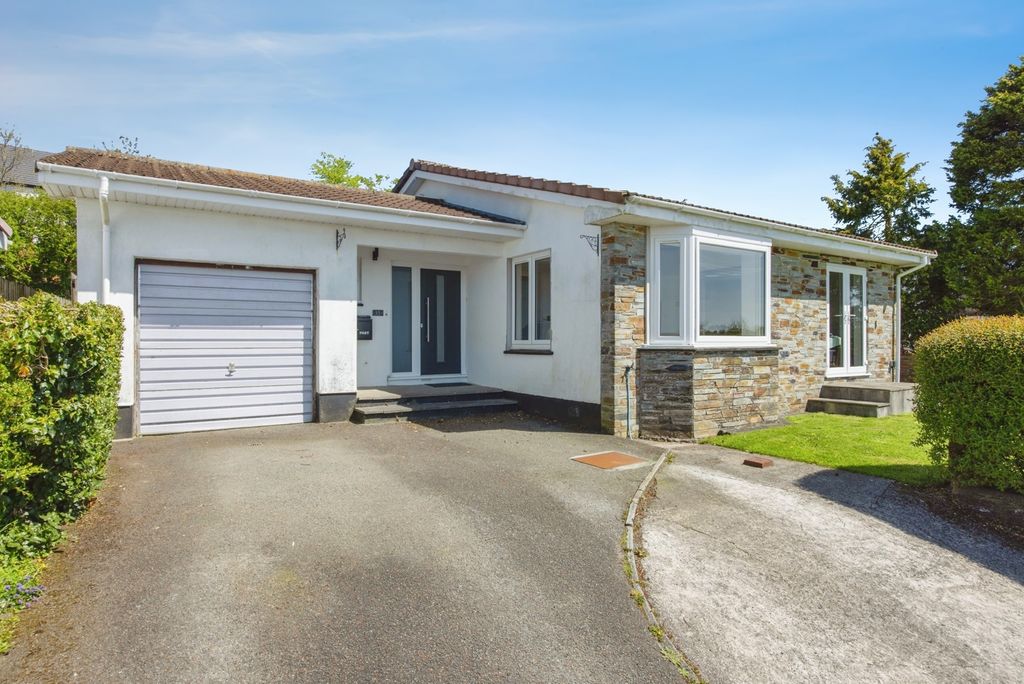 3 bed bungalow for saleBramley Park, Bodmin, Cornwall PL31