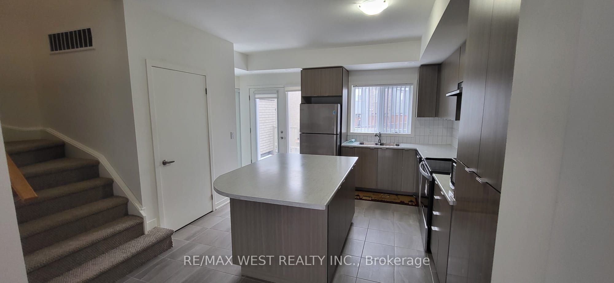Additional image 2 of 606-1525 Kingston Road, Pickering, ON, L1V 0E9