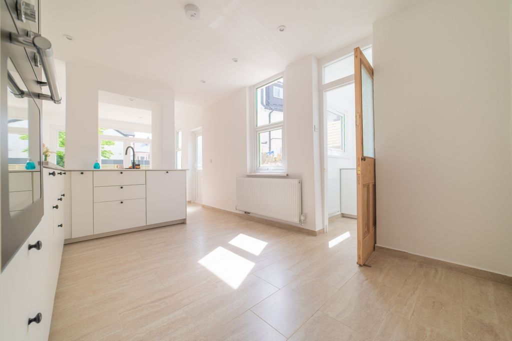 Additional image 17 of 4 bed end terrace house for saleBalaclava Road, Penylan CF23