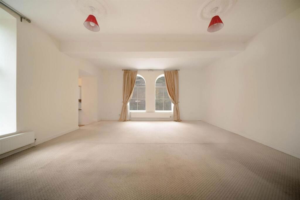 2 bed flat for saleLitton Mill, Buxton SK17 photo 5