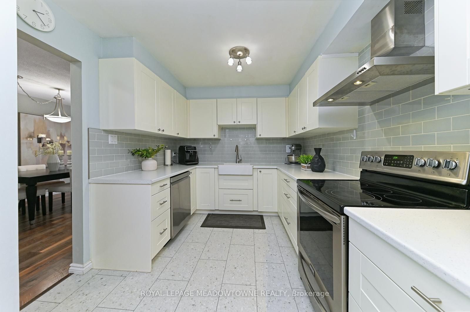 74-80 Lynden Circle, Halton Hills, ON, L7G 4Y8