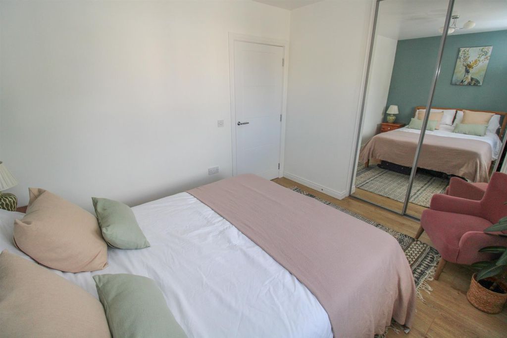 Additional image 4 of 2 bed flat for sale21 Brock Road, Inverness IV2