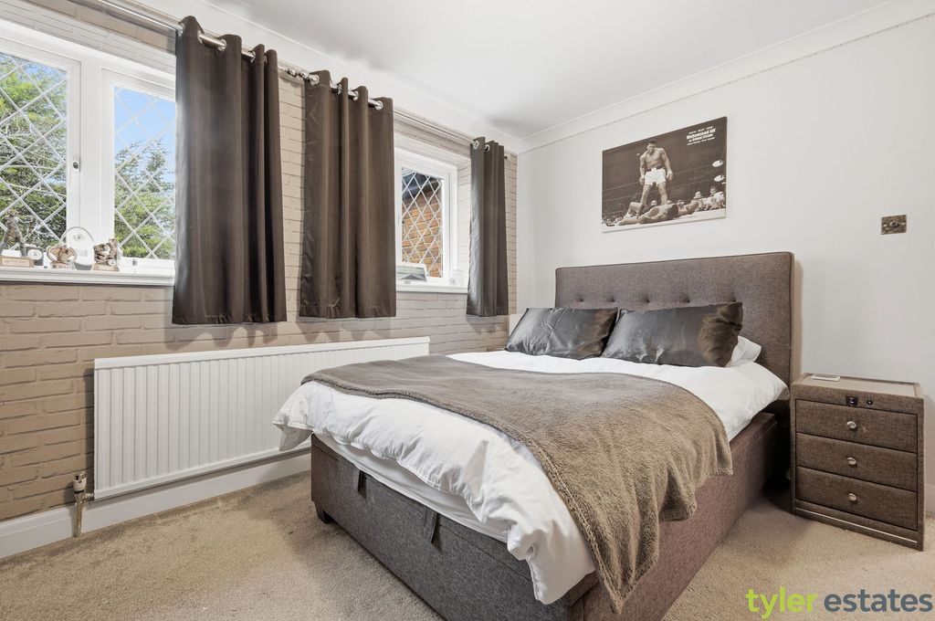 Additional image 28 of 5 bed detached house for saleNoak Hill Road, Billericay CM12