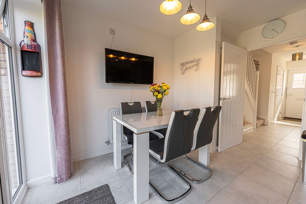 Additional image 9 of 3 bed semi-detached house for saleChapel Field Way, Newport NP19