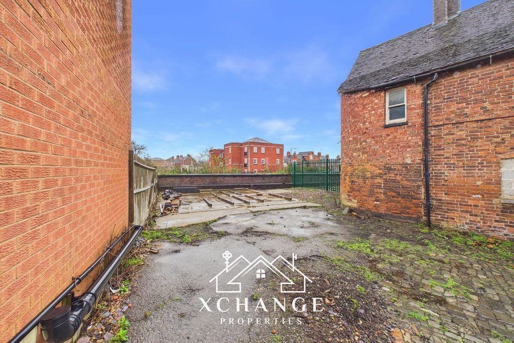 Additional image 13 of 7 bed detached house for saleColeshill Road, Atherstone CV9