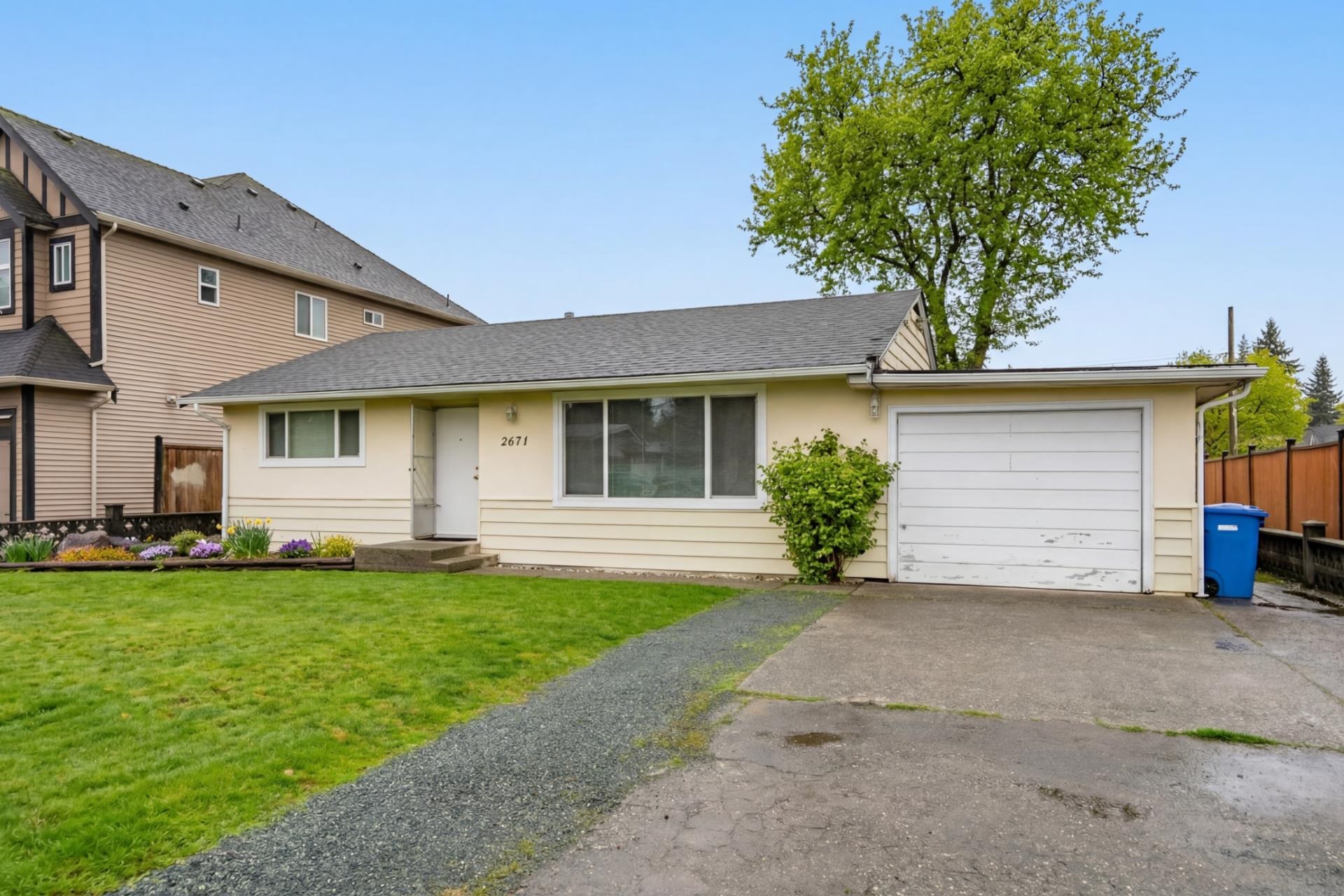 2671 Victoria Street, Abbotsford, BC, V2T 2T6