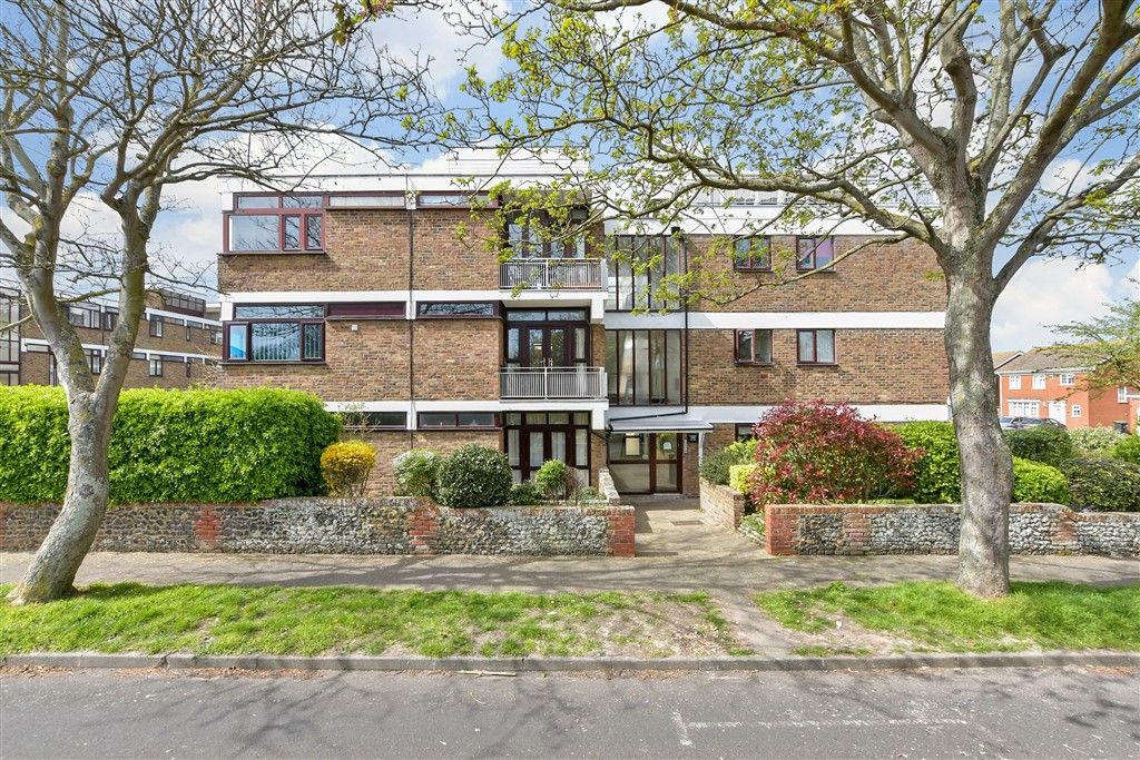 3 bed flat for saleGainsboro Road, Birchington, Kent CT7