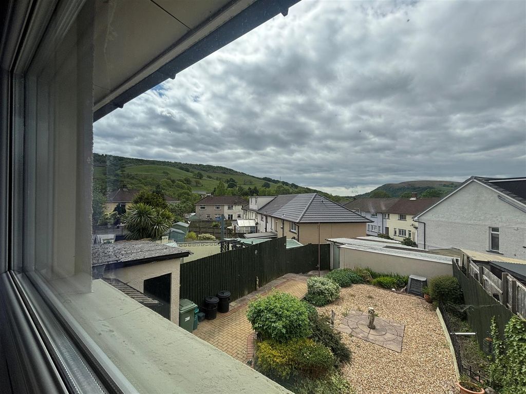 Additional image 16 of 3 bed end terrace house for saleHeol Y Dderwen, Nantgarw, Cardiff CF15