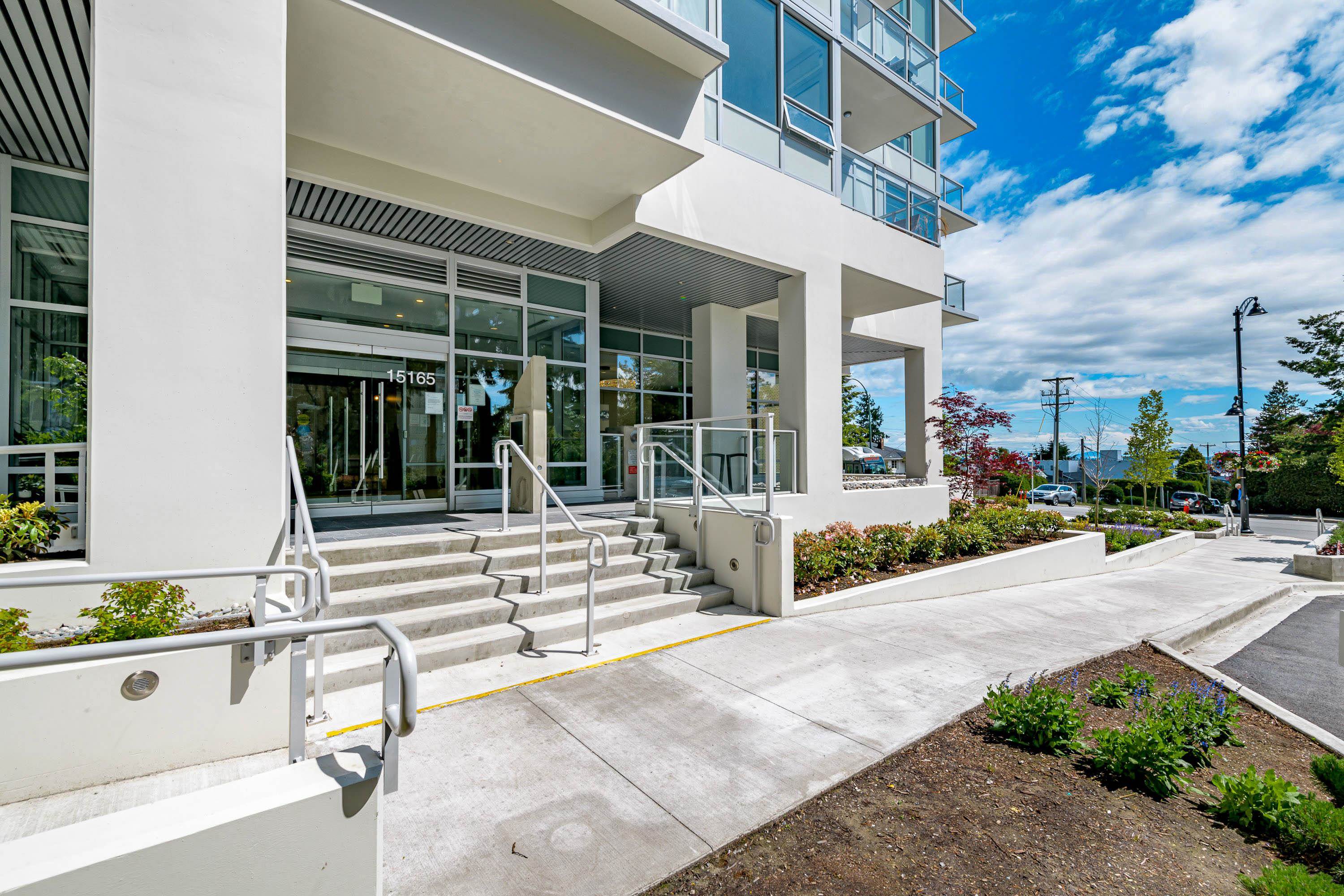 Additional image 3 of 402-15165 Thrift Avenue, Surrey, BC, V4B 0C1