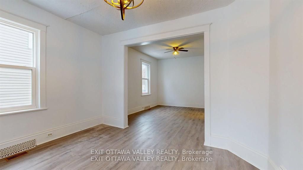 Additional image 5 of 216 Mary Street, Pembroke, ON, K8A 5V8