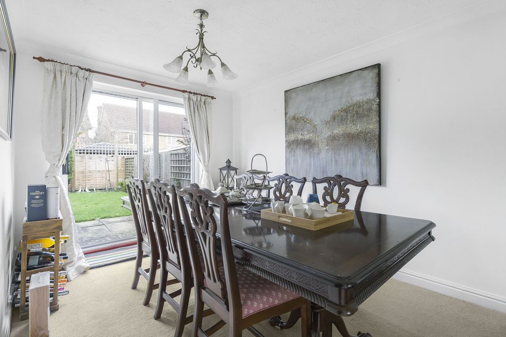 Additional image 4 of 5 bed detached house for salePeregrine Way, Bicester OX26