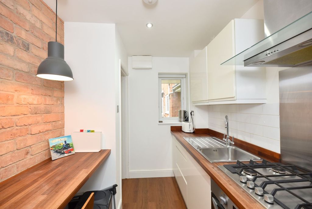 Additional image 5 of 1 bed property for saleHeron Close, Biggleswade SG18