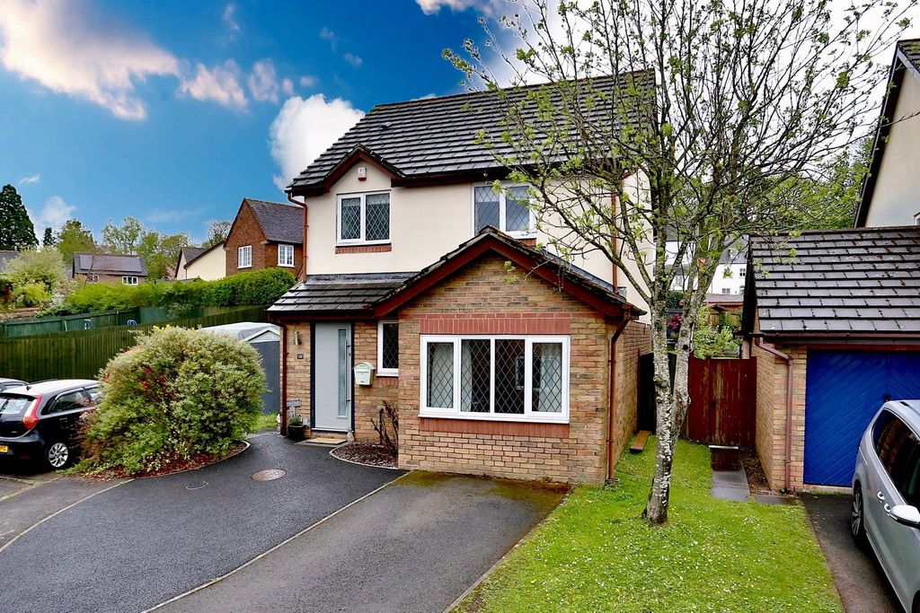 Additional image 26 of 3 bed detached house for sale15 Ostringen Close, Abergavenny, Monmouthshire NP7