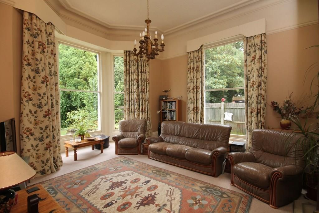Additional image 2 of 2 bed flat for salePixham Lane, Dorking RH4