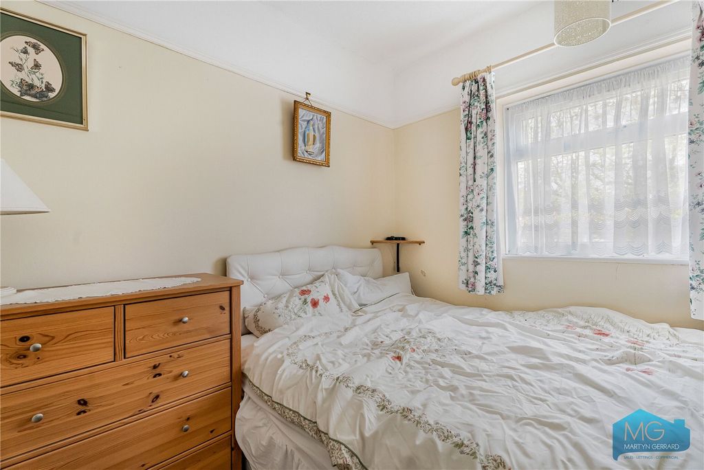 Additional image 16 of 3 bed terraced house for saleTrinder Road, Barnet EN5