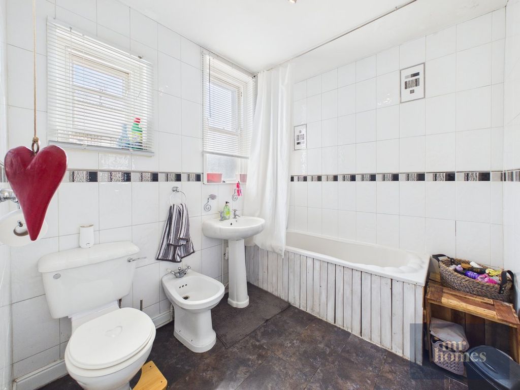 Additional image 8 of 4 bed semi-detached house for saleManor Way, Whitchurch, Cardiff CF14