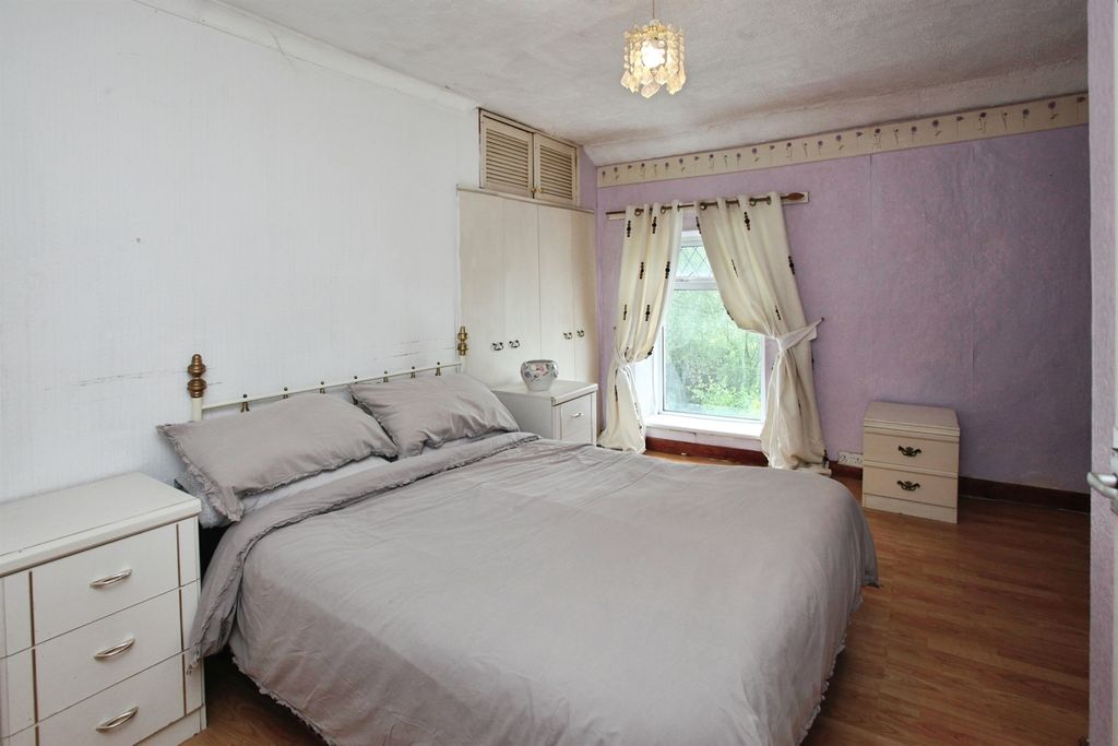 Additional image 8 of 3 bed semi-detached house for saleCefn Road Upper, Deri, Bargoed CF81