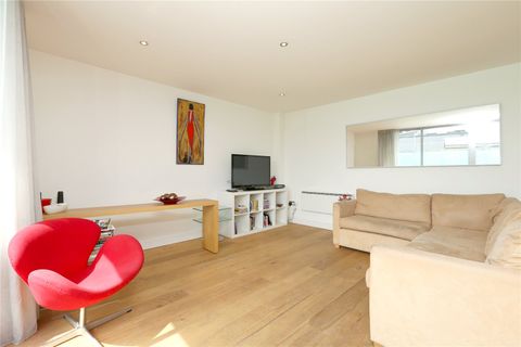 Dereham Place, Shoreditch, London EC2A